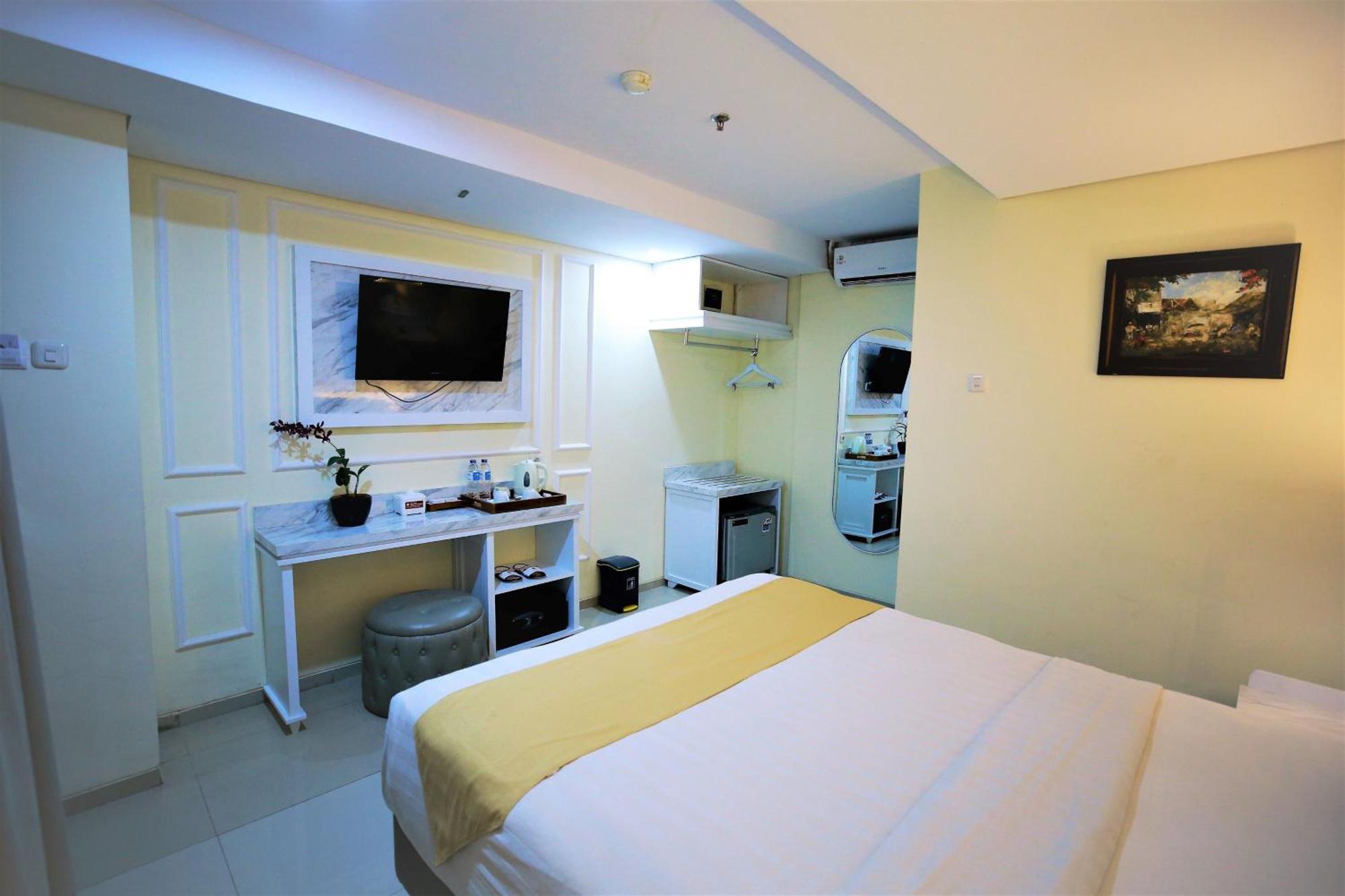 The Cube Hotel Malioboro, Azana Hotels Collection Yogyakarta Exterior foto